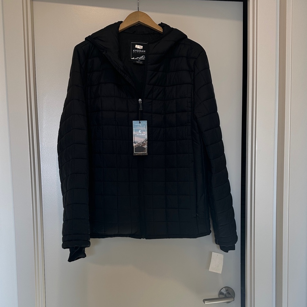 Kyodan Men's Black Hooded Puffer Jacket